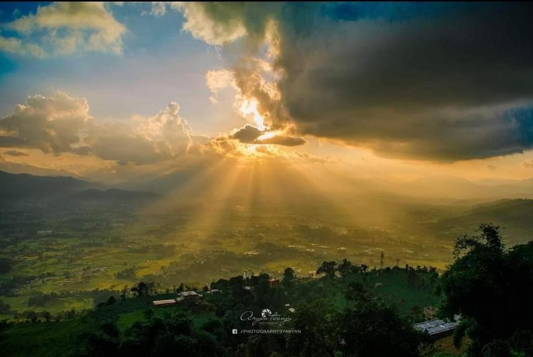 Bojinee Nagarkot Resort Нагаркот Екстер'єр фото